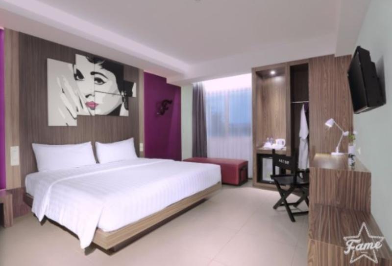 Os Style Hotel Batam Powered By Archipelago Esterno foto